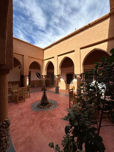 Riad Nkob Esterno foto