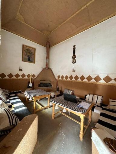 Riad Nkob Esterno foto